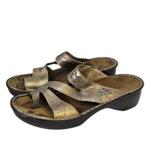 Naot Womens Leather Cut Out Toe Loop Sandals, Metallic, Size 41/US 10-10.5